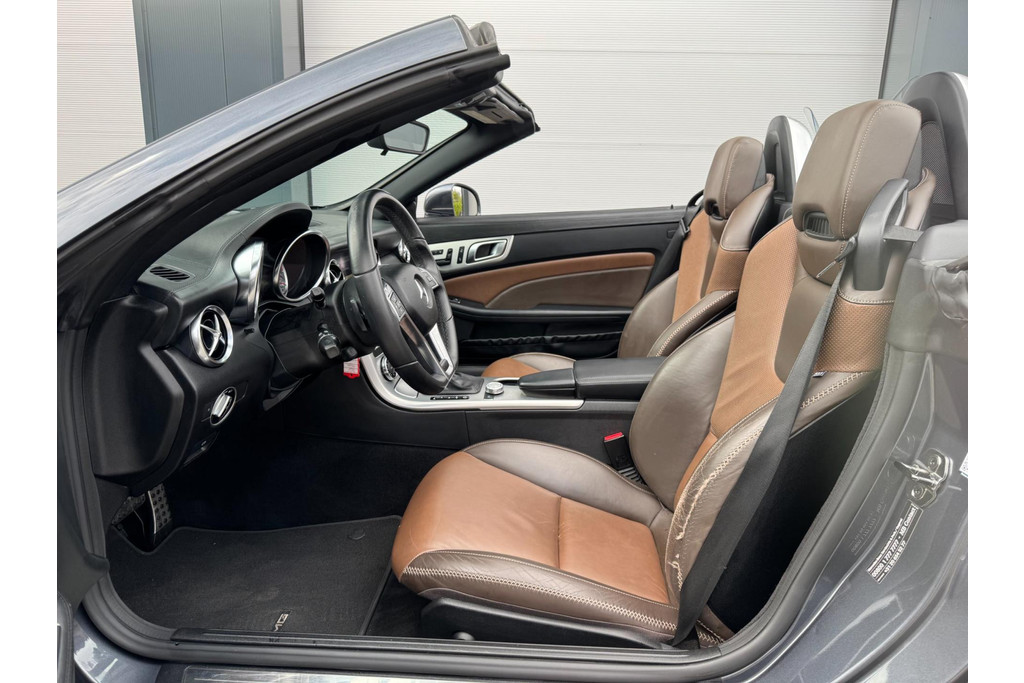 Mercedes-Benz SLK 350 AMG Xenon Navi Memory Origineel NL 46203515-2.jpg | De Occasion Fabriek
