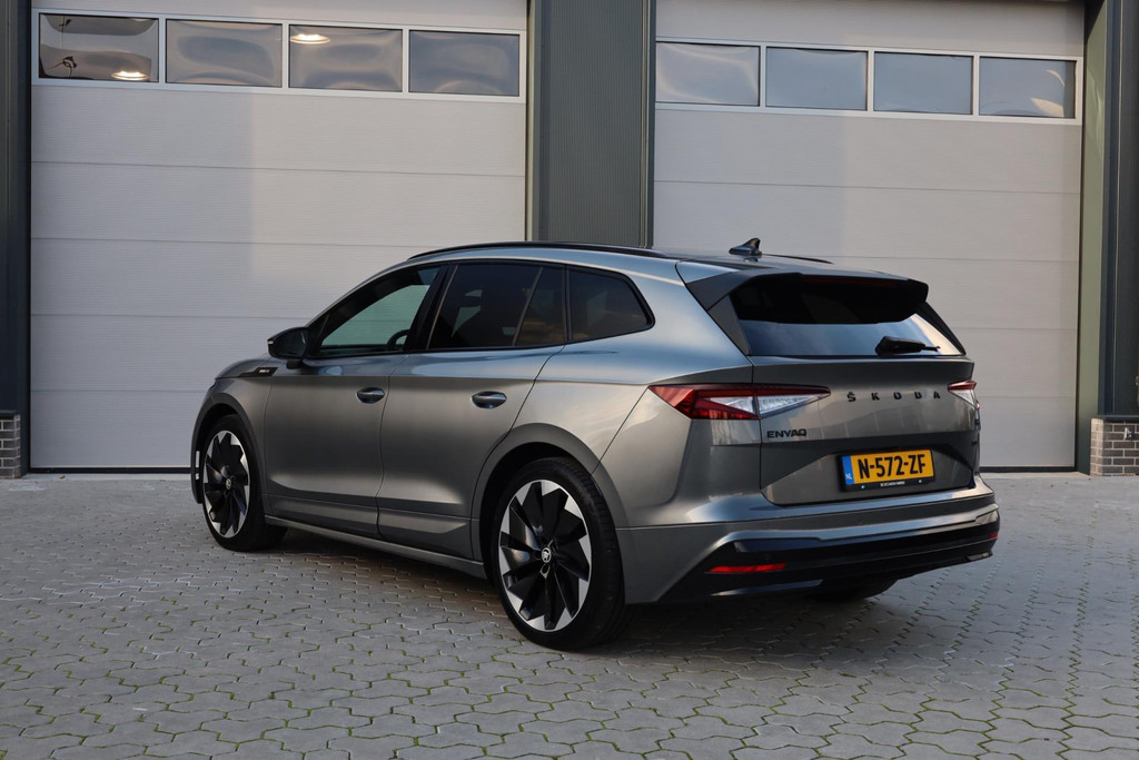 Škoda Enyaq iV 80 Sportline Crystal Face Navi Carplay Camera 48851367-0.jpg | De Occasion Fabriek