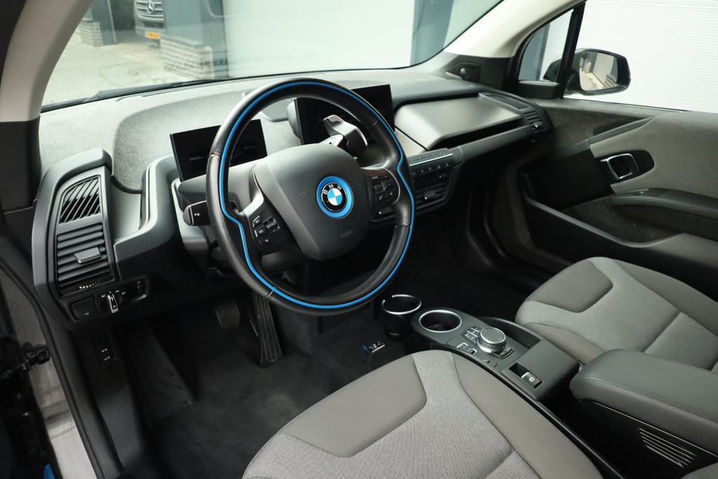 BMW i3 S 120Ah 42 kWh Pano Harman/Kardon Keyless 50163365-2.jpg | De Occasion Fabriek