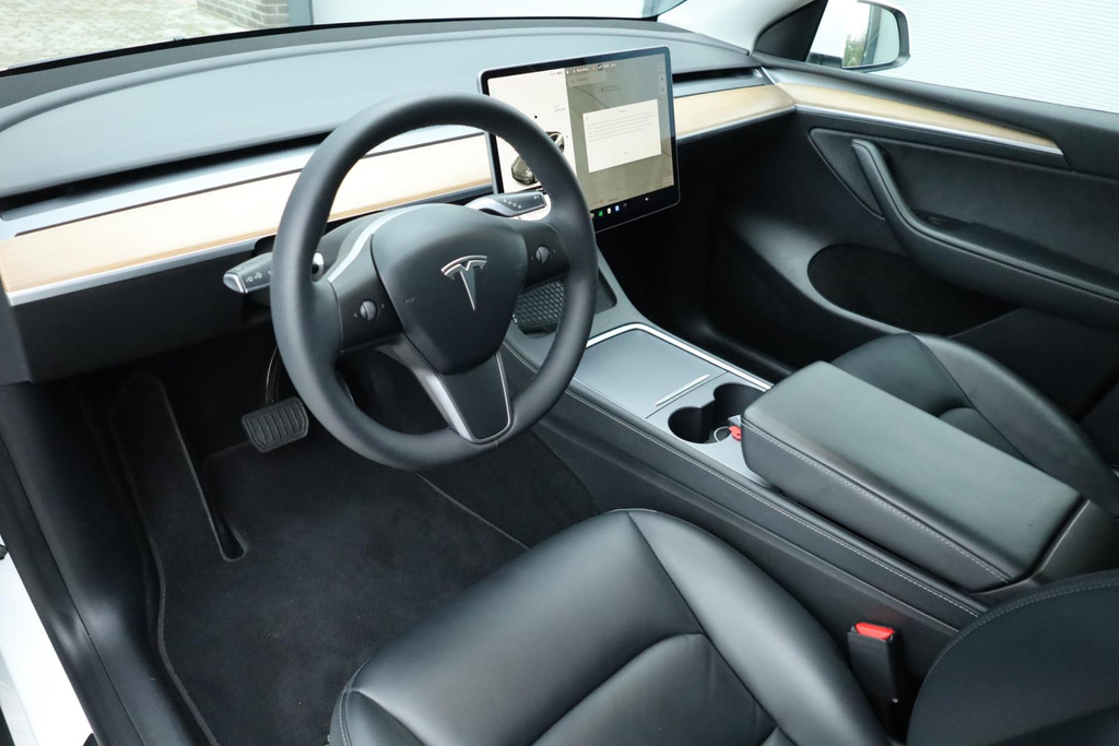 Tesla Model Y Long Range AWD 75 kWh 50892181-0.jpg | De Occasion Fabriek