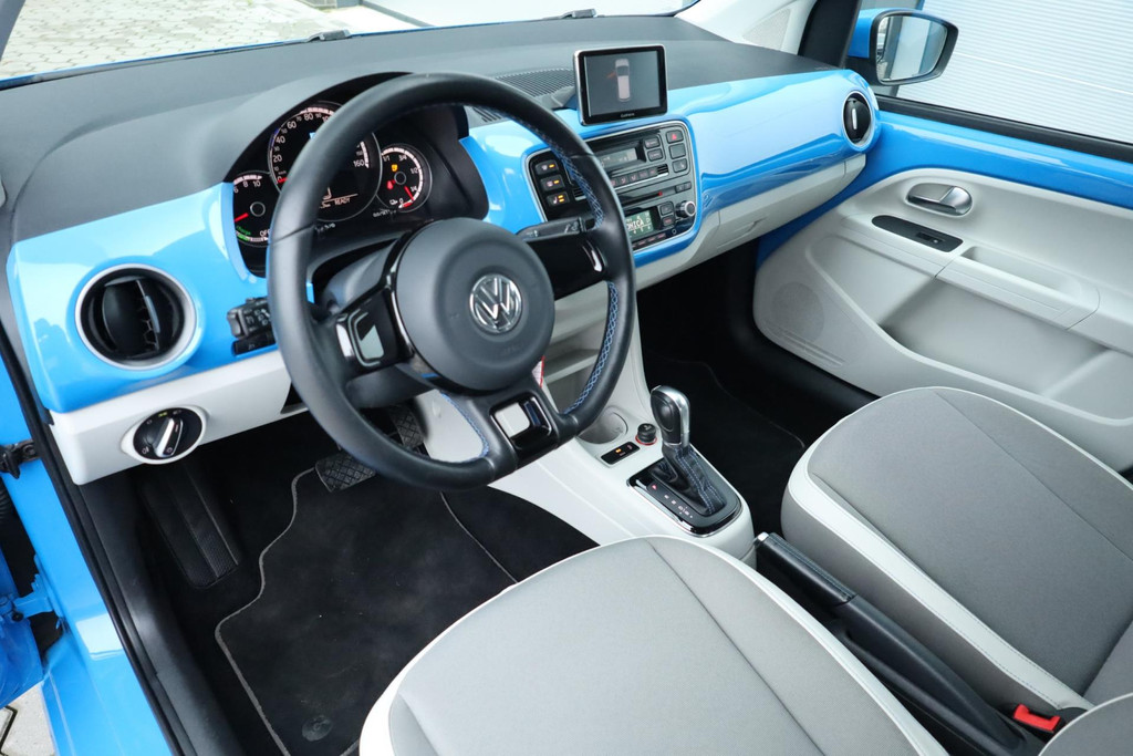 Volkswagen e-up! E-Up! Navi Cruise LMV Stoelverwarming PDC 50898603-0.jpg | De Occasion Fabriek