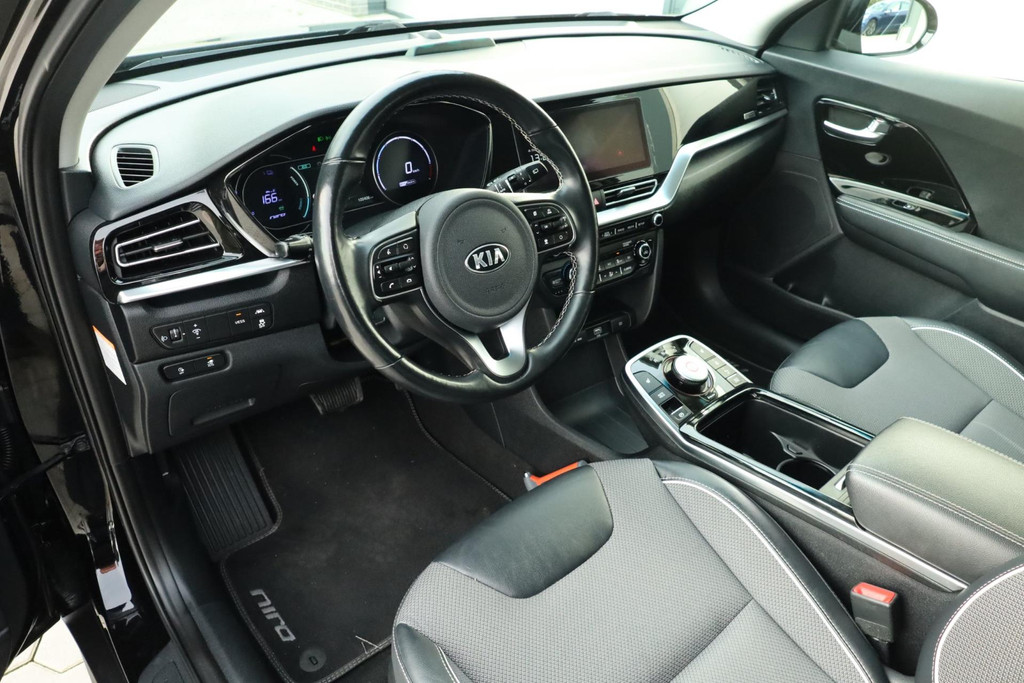 Kia e-Niro DynamicLine 64 kWh Carplay Camera Navi Keyless 51143656-2.jpg | De Occasion Fabriek