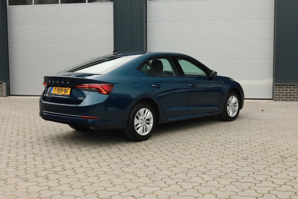 Škoda Octavia 1.0 e-TSI Business Edition - Automaat - Carplay / Android Auto 51401767-1.jpg | De Occasion Fabriek