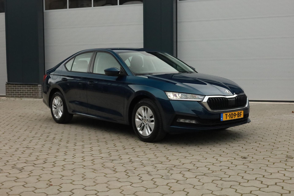 Škoda Octavia 1.0 e-TSI Business Edition - Automaat - Carplay / Android Auto 51401767-0.jpg | De Occasion Fabriek