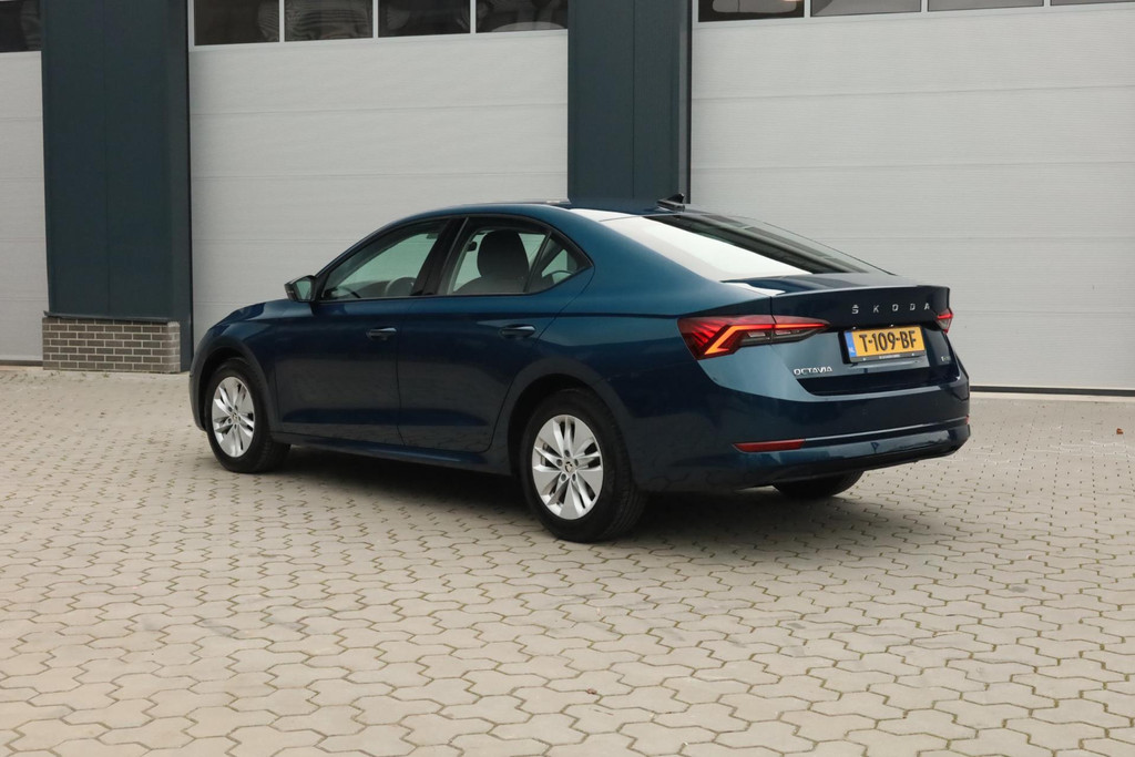 Škoda Octavia 1.0 e-TSI Business Edition - Automaat - Carplay / Android Auto 51401767-4.jpg | De Occasion Fabriek