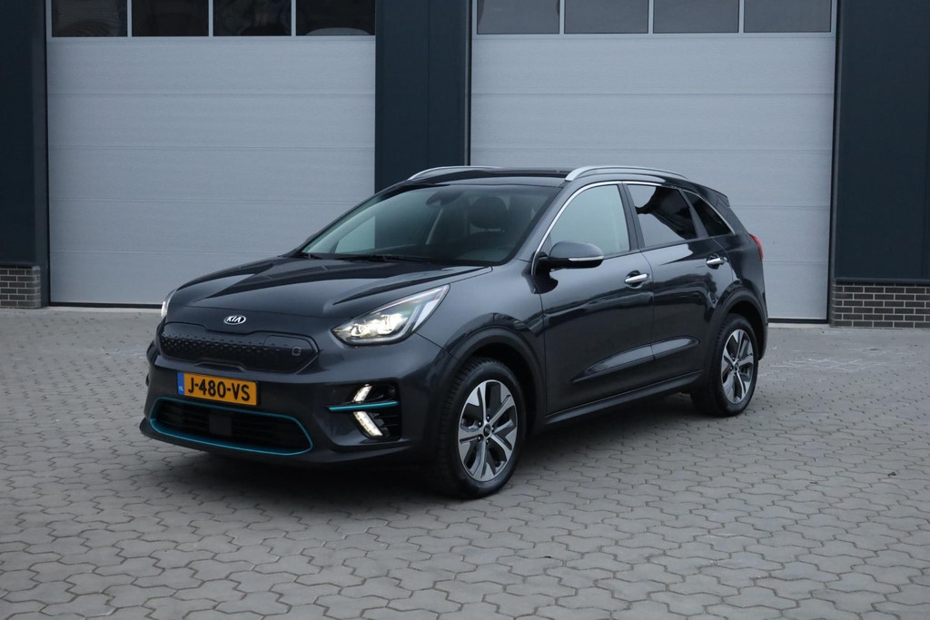 Kia e-Niro ExecutiveLine 64 kWh SOH 100% Carplay Camera 51471825-0.jpg | De Occasion Fabriek