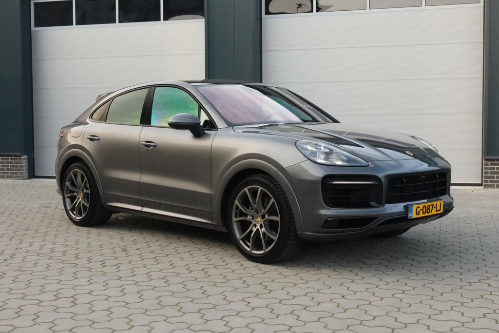 Porsche Cayenne Coupé 3.0 E-Hybrid Sport Design Pano Trekhaak Bose Softclose 51472404-0.jpg | De Occasion Fabriek