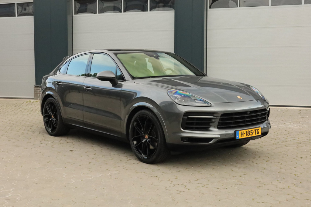 Porsche Cayenne Coupé 3.0 E-Hybrid 4Wiel Sturing Pano Bose Memory Chrono Camera 51648659-0.jpg | De Occasion Fabriek