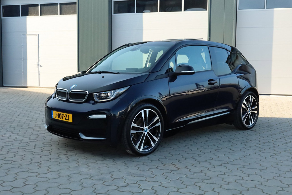 BMW i3 S Executive Edition 120Ah 42 kWh Pano Keyless Camera 51779613-0.jpg | De Occasion Fabriek