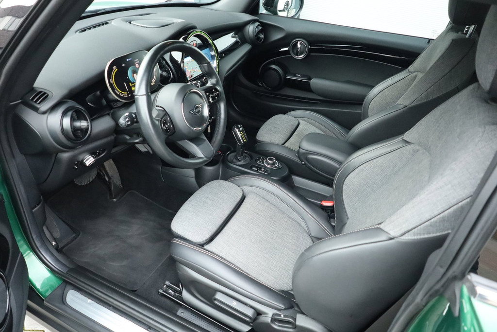 MINI Electric Business Edition 33 kWh - Cooper Se - Camera - Keyless 51942652-0.jpg | De Occasion Fabriek