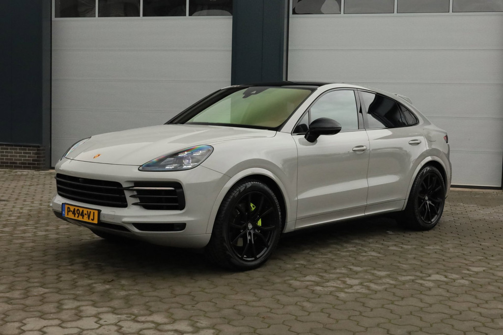 Porsche Cayenne Coupé 3.0 E-Hybrid Platinum Edition - Pano - Chrono - Bose - Sportuitlaat 52003296-0.jpg | De Occasion Fabriek