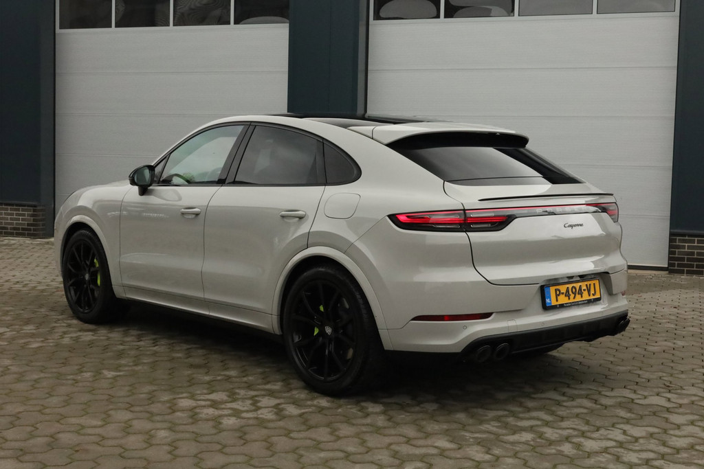 Porsche Cayenne Coupé 3.0 E-Hybrid Platinum Edition - Pano - Chrono - Bose - Sportuitlaat 52003296-0.jpg | De Occasion Fabriek