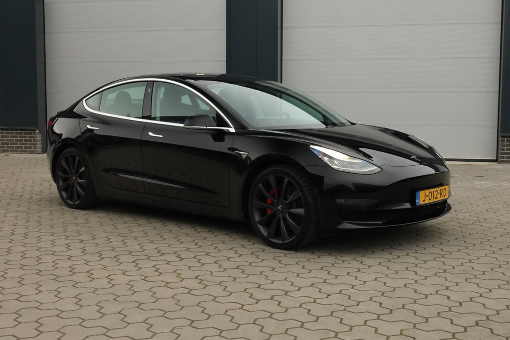 Tesla Model 3 Performance AWD 75 kWh Performance AWD - Panorama 52096054-0.jpg | De Occasion Fabriek