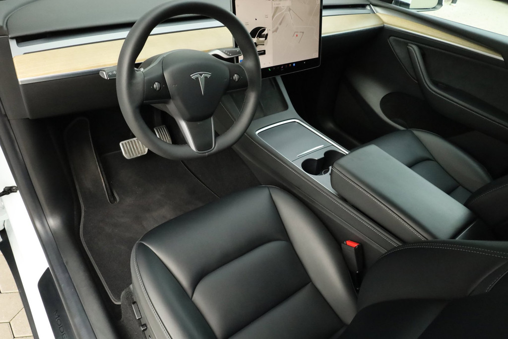 Tesla Model Y Long Range AWD 75 kWh - 93.9% SoH 52550164-0.jpg | De Occasion Fabriek