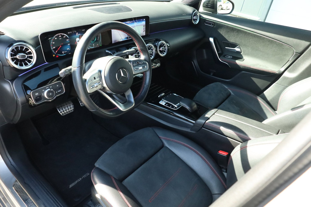 Mercedes-Benz A-Klasse 180 Business Solution AMG Sfeerverlichting - Widescreen 52550459-0.jpg | De Occasion Fabriek