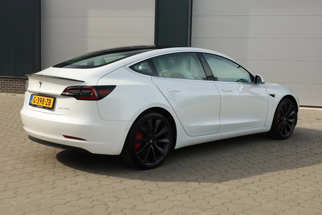 Tesla Model 3 Performance AWD 75 kWh 52674774-0.jpg | De Occasion Fabriek