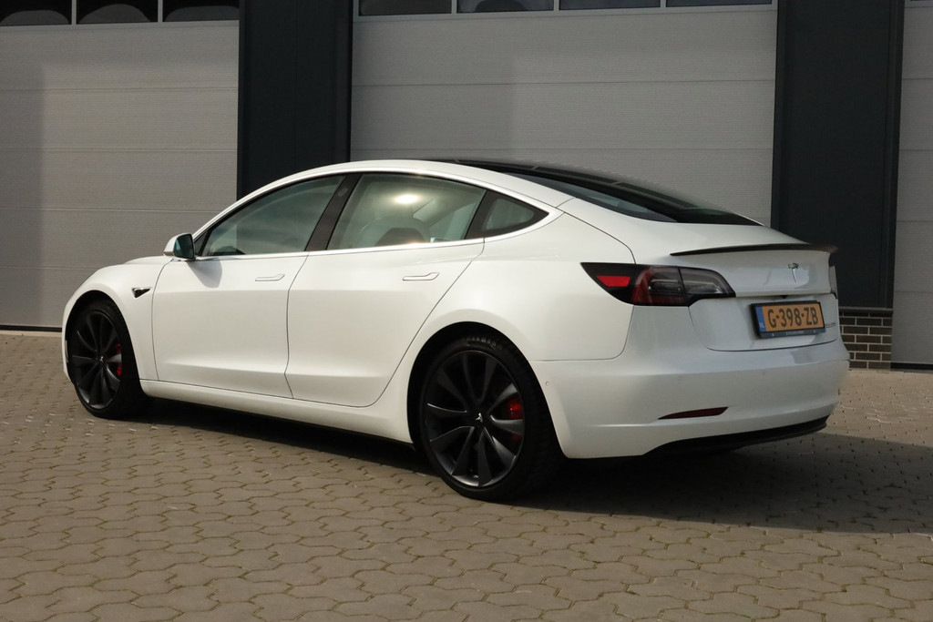 Tesla Model 3 Performance AWD 75 kWh 52674774-4.jpg | De Occasion Fabriek