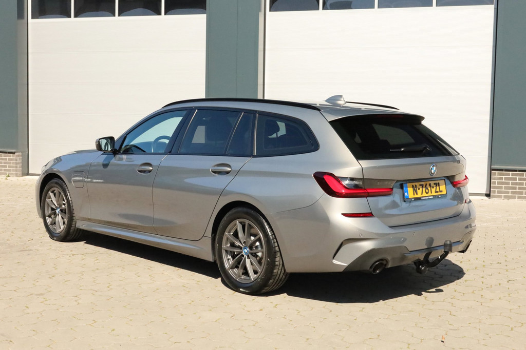BMW 3 Serie Touring 320e Business Edition Plus Carplay Trekhaak Sportstoel 53150085-0.jpg | De Occasion Fabriek