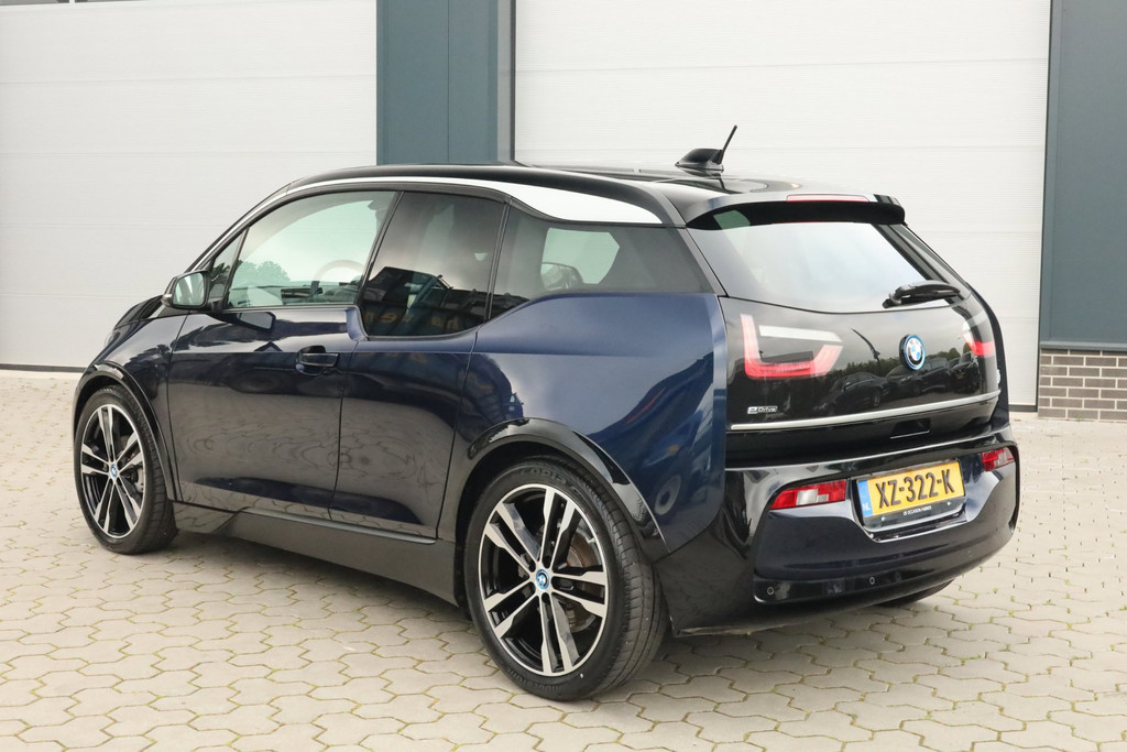 BMW i3 Basis 120Ah 42 kWh Navi Cruise Stoelverwarming 53229228-0.jpg | De Occasion Fabriek
