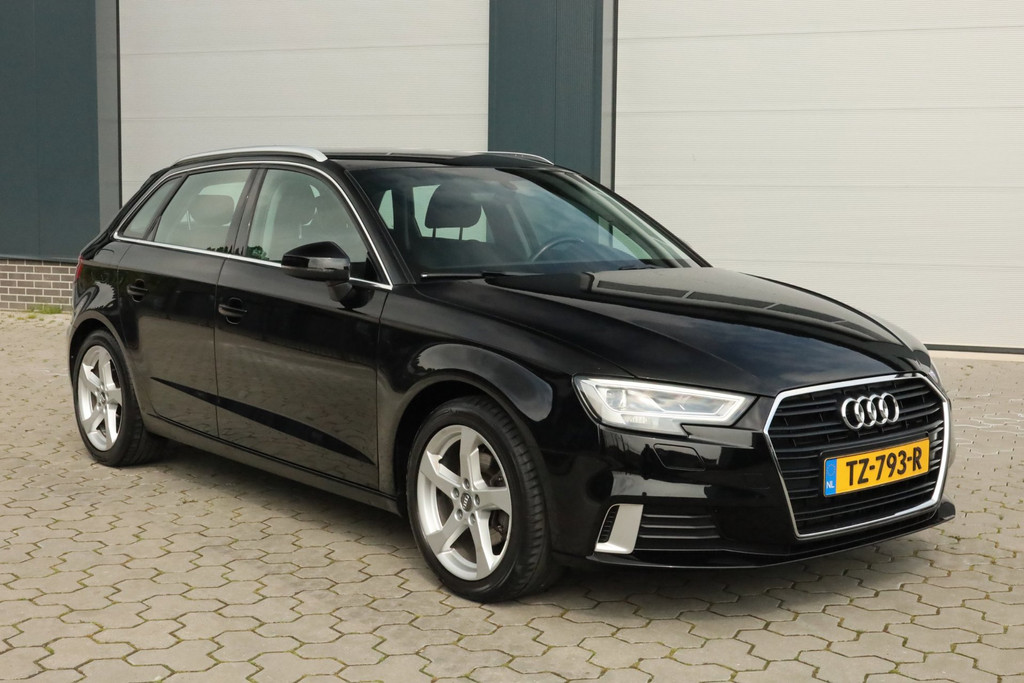 Audi A3 Sportback 1.0 TFSI Sport Lease Edition Trekhaak Navi Sportstoel 53522294-0.jpg | De Occasion Fabriek