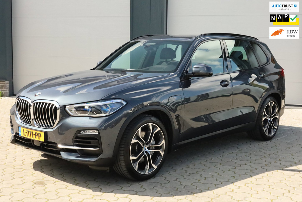 BMW X5 XDrive45e High Executive 4-Wielbesturing Trekhaak Harman/Kardon 53589282-0.jpg | De Occasion Fabriek