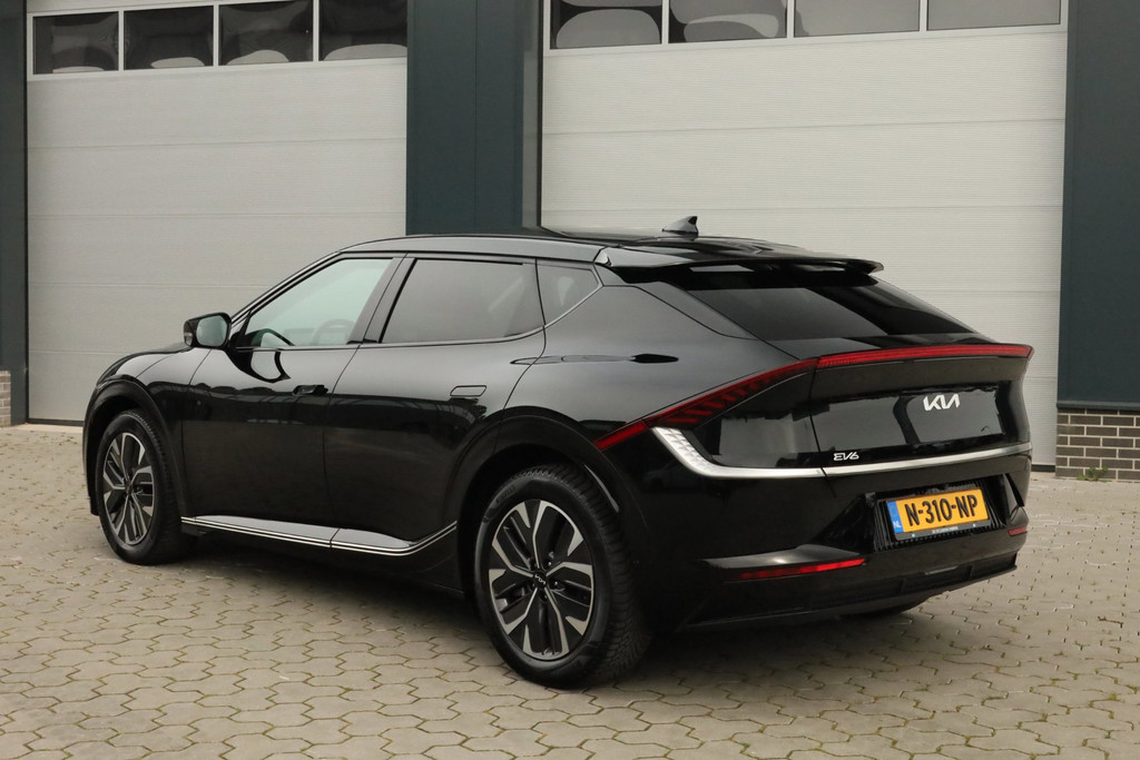 Kia EV6 Plus 77.4 kWh Carplay Stoelkoeling Memory Adaptief 53590137-4.jpg | De Occasion Fabriek