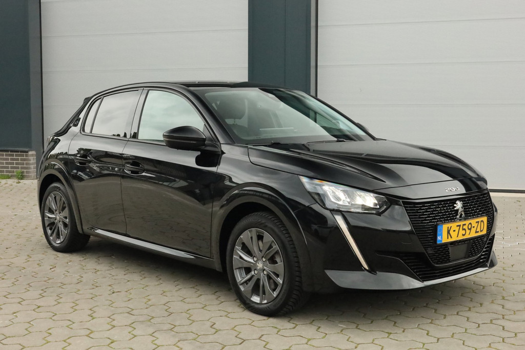 Peugeot e-208 EV Blue Lease Allure 50 kWh Navi Camera Carplay 53590443-3.jpg | De Occasion Fabriek