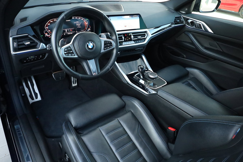 BMW 4 Serie Coupé M440i xDrive Schuifdak Harman Kardon Laser 53951673-2.jpg | De Occasion Fabriek