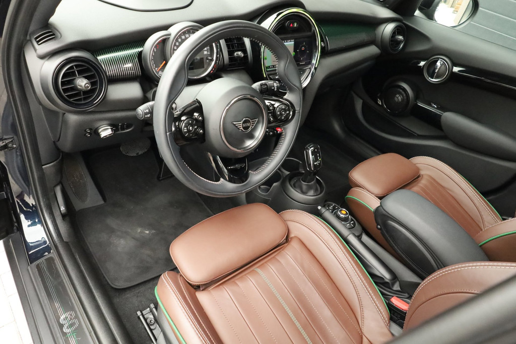 MINI 5-Deurs 1.5 Cooper 60 Years - Pano HUD Keyless Camera Harman/Kardon 54124277-0.jpg | De Occasion Fabriek