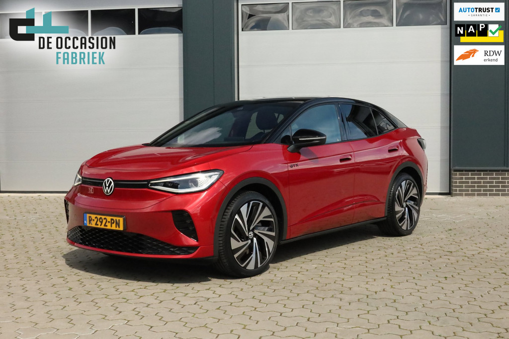 Volkswagen ID.5 GTX 77 kWh Pano Trekhaak Carplay Keyless 54218391-0.jpg | De Occasion Fabriek