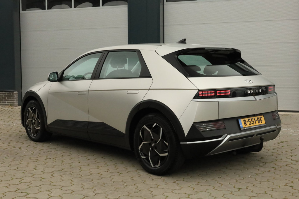 Hyundai IONIQ 5 Style Trekhaak Keyless 96% SoH Carplay Gravity Gold Matte 54381470-0.jpg | De Occasion Fabriek