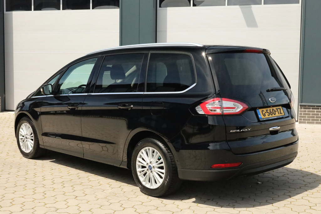 Ford Galaxy 1.5 Titanium 7-zitter Pano Stoelverwarming P-sensoren Keyless Carplay 54497135-0.jpg | De Occasion Fabriek