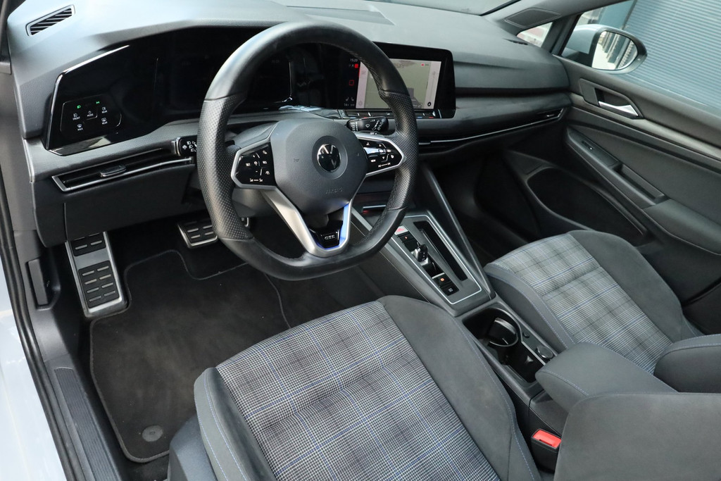 Volkswagen Golf 1.4 eHybrid GTE Pano IQ Light Stoel-/stuurverw. Adaptief 54722684-2.jpg | De Occasion Fabriek