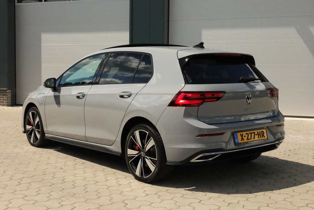 Volkswagen Golf 1.4 eHybrid GTE Pano IQ Light Stoel-/stuurverw. Adaptief 54722684-4.jpg | De Occasion Fabriek