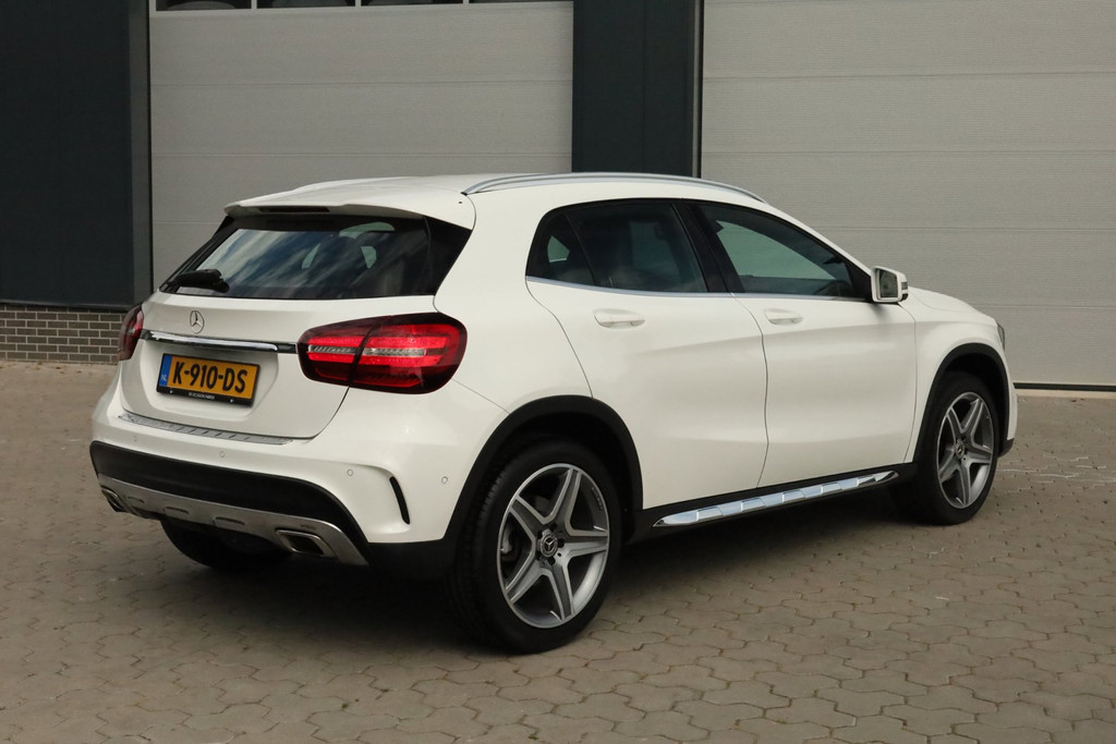 Mercedes-Benz GLA 200 Premium Plus AMG Carplay Stoelverwarming 54787130-0.jpg | De Occasion Fabriek