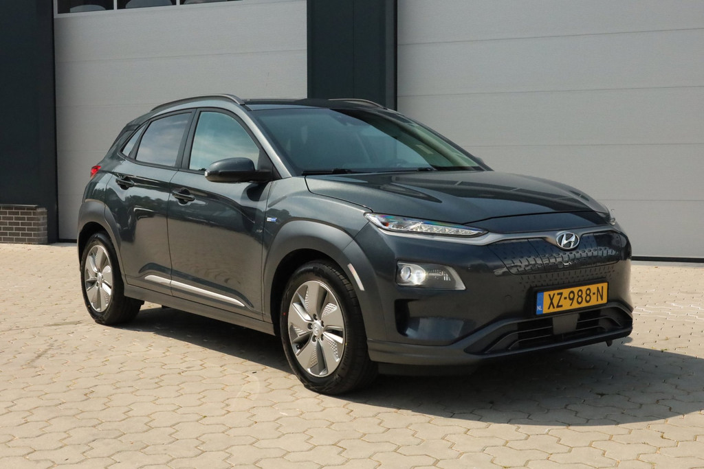Hyundai Kona EV Premium 64 kWh Adaptief Leder Stoelverwarming/-koeling Keyless 54794825-0.jpg | De Occasion Fabriek
