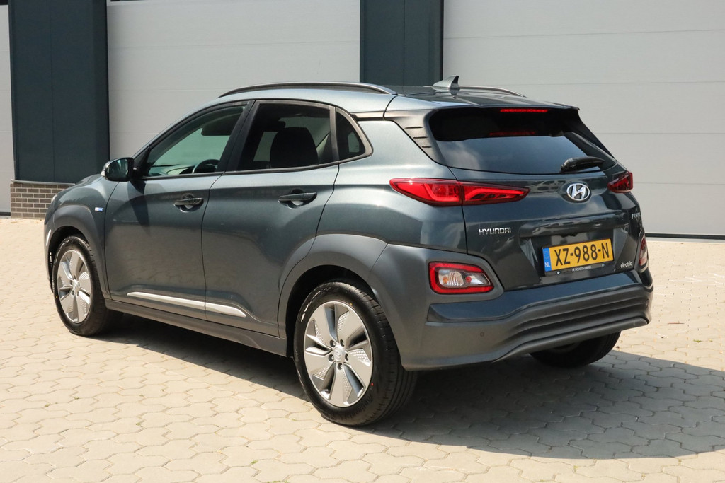 Hyundai Kona EV Premium 64 kWh Adaptief Leder Stoelverwarming/-koeling Keyless 54794825-0.jpg | De Occasion Fabriek