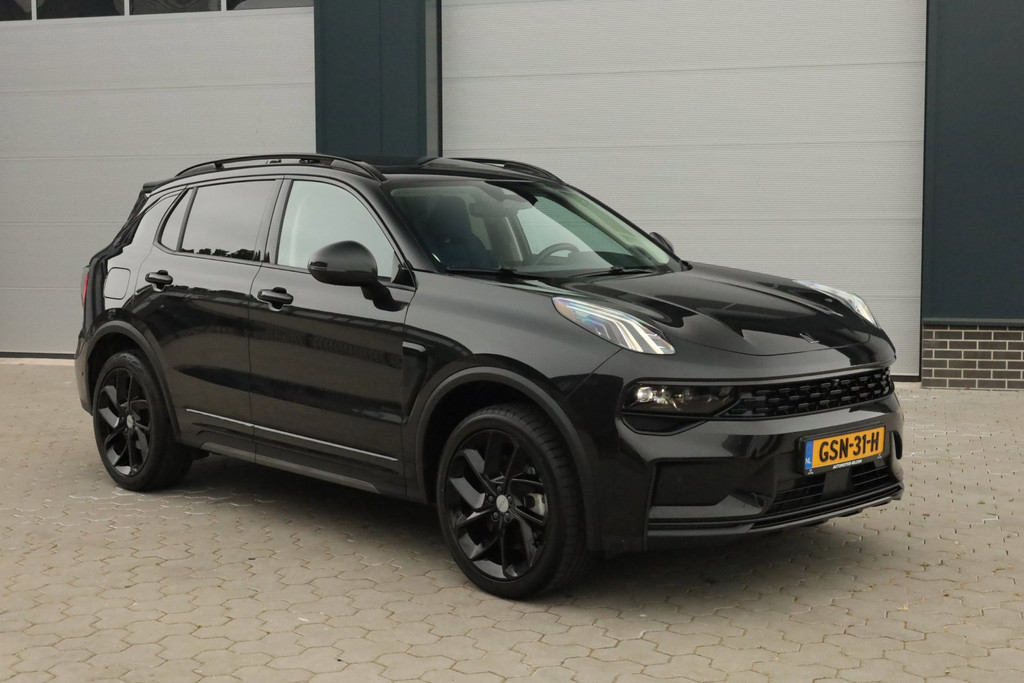 Lynk & Co 01 1.5 Pano Camera Carplay 360 Elektr. klep Infinity Audio 54923745-0.jpg | De Occasion Fabriek