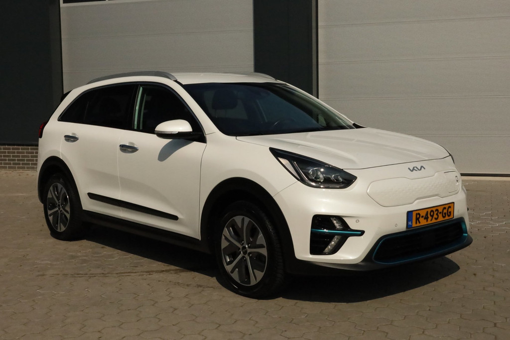 Kia e-Niro Edition 64 kWh Keyless Carplay Adaptief 100% SoH Elektrische stoelen 55545345-0.jpg | De Occasion Fabriek