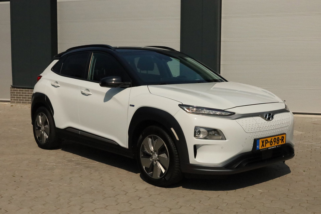 Hyundai Kona EV Premium 64 kWh Keyless Adaptief Carplay Stoelverwarming/-Koeling Head Up 55607756-0.jpg | De Occasion Fabriek