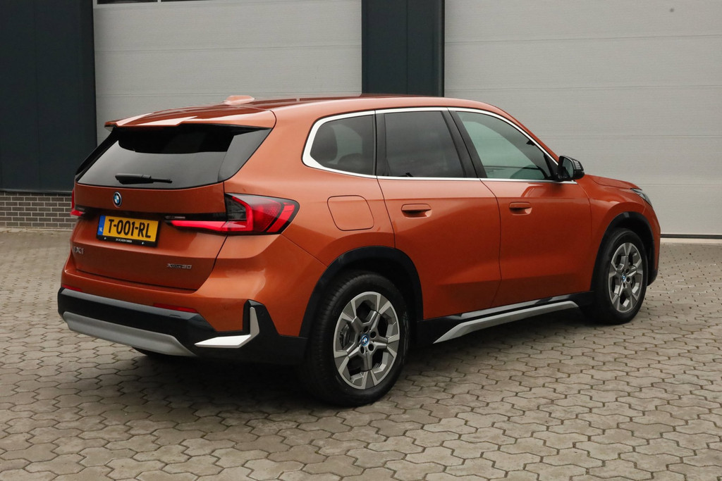 BMW iX1 XDrive30 Launch Edition 67 kWh Keyless Driving Assistant+ Harman Kardon 100% SoH 55990444-1.jpg | De Occasion Fabriek