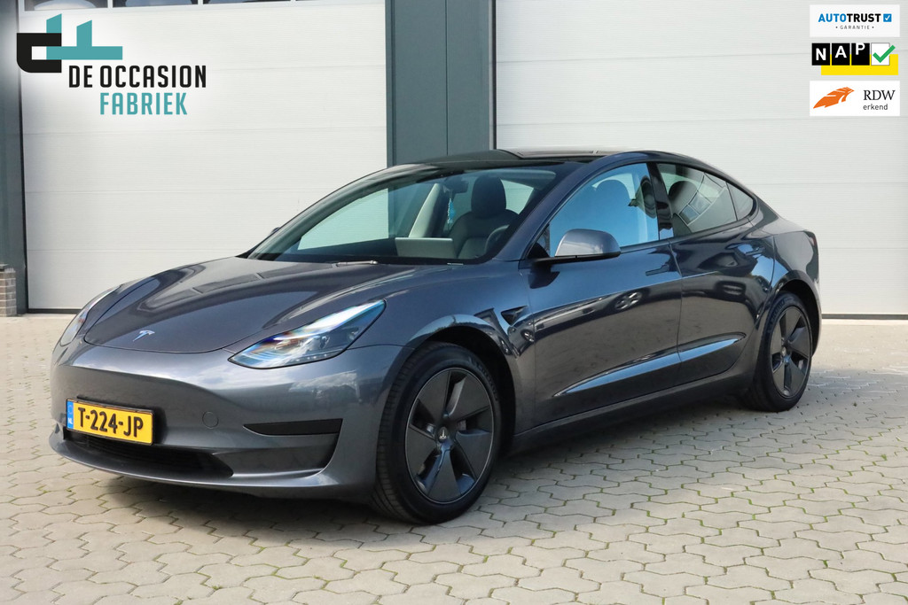 Tesla Model 3 Standard RWD Plus 60 kWh Elektr. achterklep Ryzen 56193904-0.jpg | De Occasion Fabriek