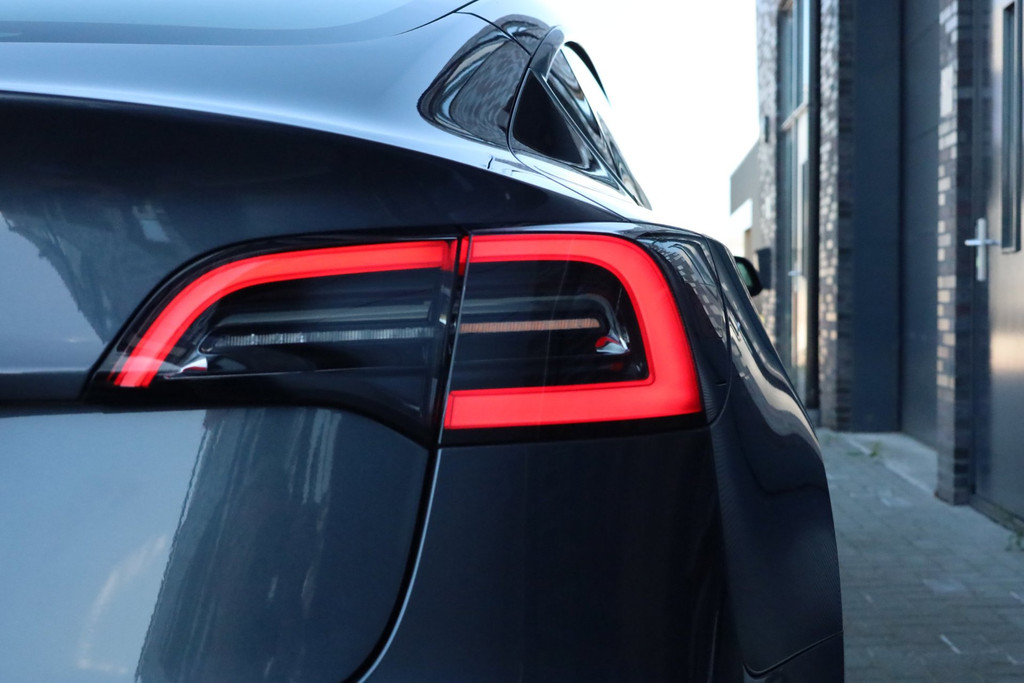 Tesla Model 3 Standard RWD Plus 60 kWh Elektr. achterklep Ryzen 56193904-10.jpg | De Occasion Fabriek
