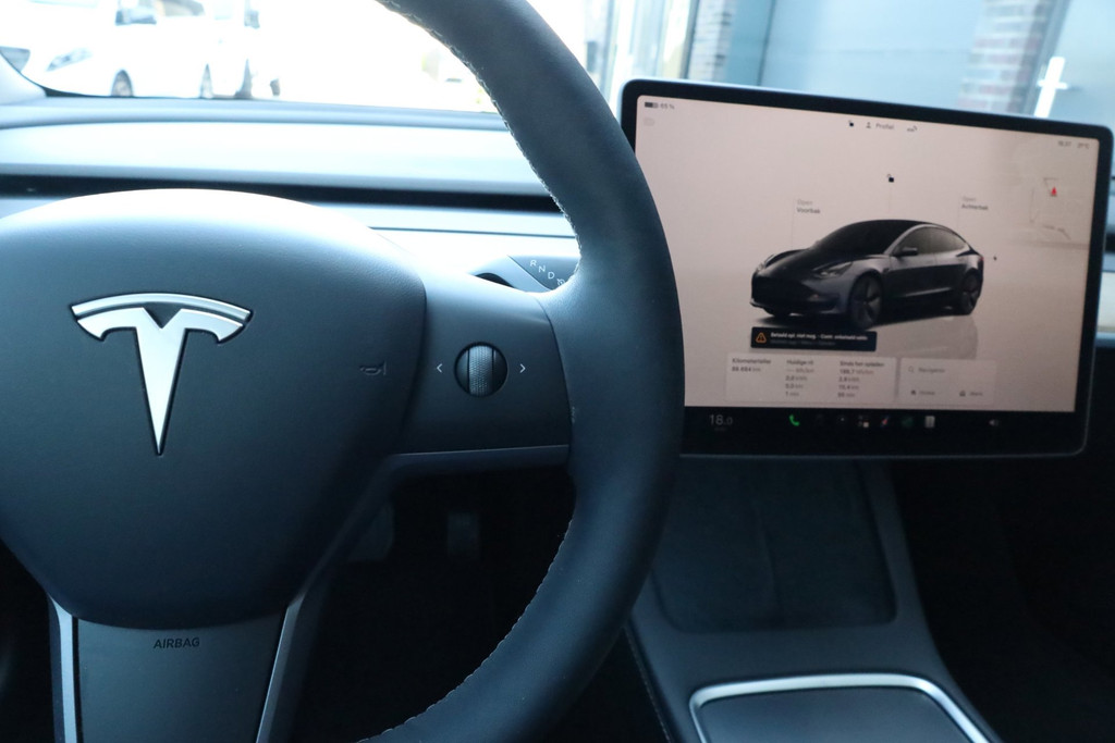 Tesla Model 3 Standard RWD Plus 60 kWh Elektr. achterklep Ryzen 56193904-15.jpg | De Occasion Fabriek
