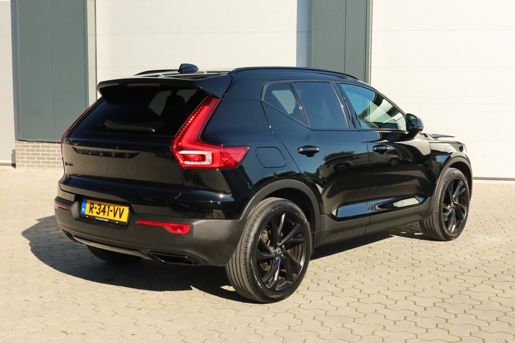 Volvo XC40 2.0 T4 R-Design Pano Carplay Trekhaak Sfeerverlichting 56201881-0.jpg | De Occasion Fabriek