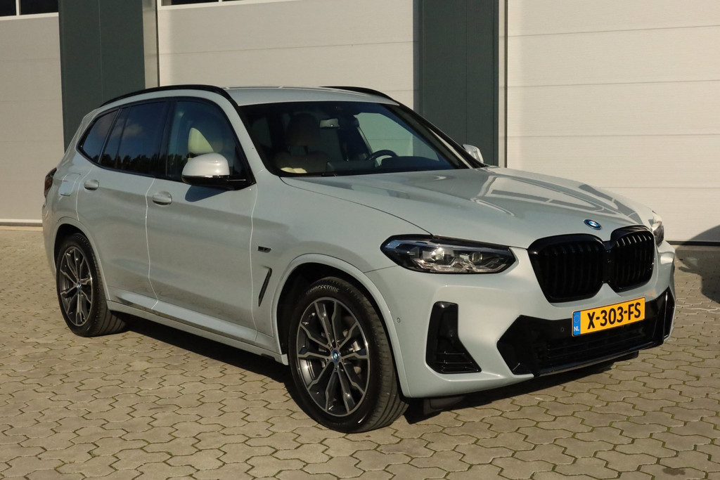 BMW X3 XDrive30e M Sport Memory Camera Carplay 56790592-0.jpg | De Occasion Fabriek