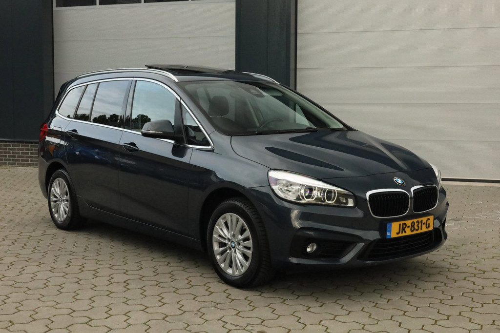 BMW 2 Serie Gran Tourer 218i 7-zitter Trekhaak Pano 57066757-3.jpg | De Occasion Fabriek