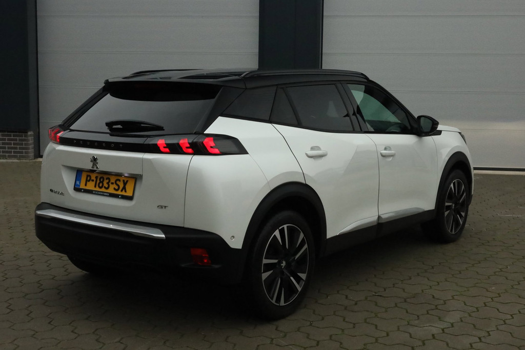 Peugeot e-2008 EV GT Pack 50 kWh Keyless Adaptief Carplay Sfeer 57383431-1.jpg | De Occasion Fabriek
