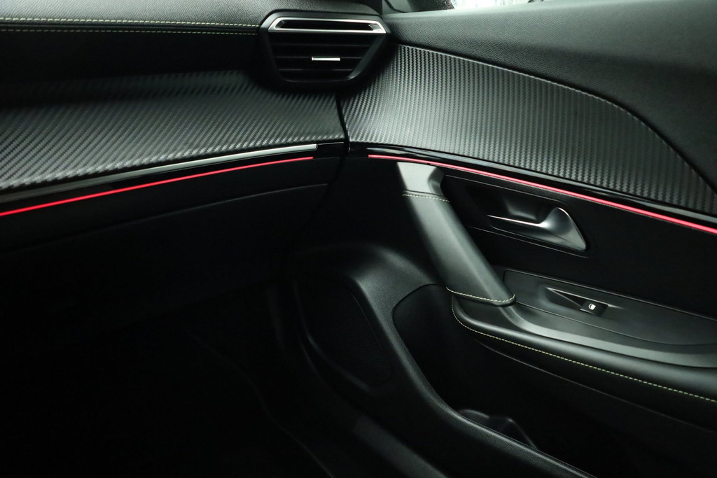 Peugeot e-2008 EV GT Pack 50 kWh Keyless Adaptief Carplay Sfeer 57383431-0.jpg | De Occasion Fabriek