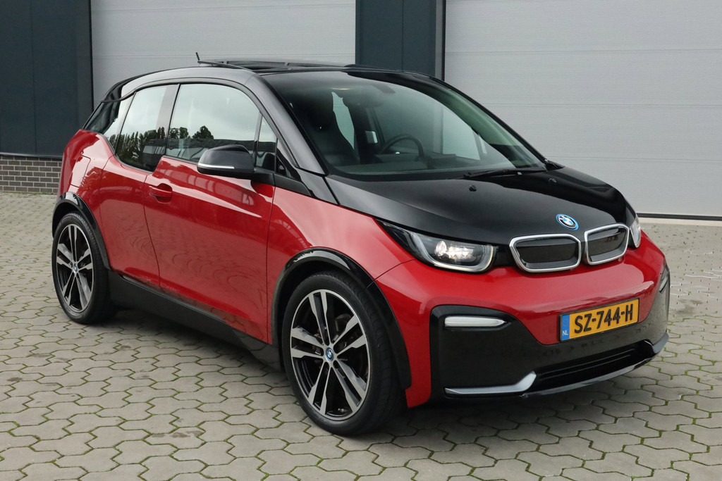 BMW i3 S iPerformance 94Ah 33 kWh Pano Keyless Warmtepomp Carplay Harman/Kardon 57595381-0.jpg | De Occasion Fabriek